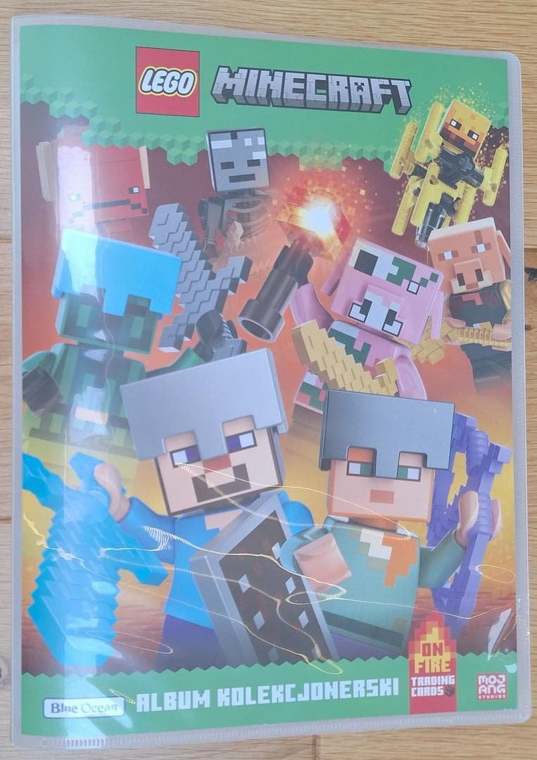 Minecraft Trading Cards Series 3: On Fire - Card Binder