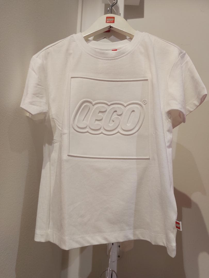 Embossed T-Shirt - White